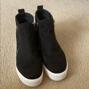 black flat booties
